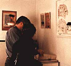 Des visiteurs au cours du Show-room de 1998